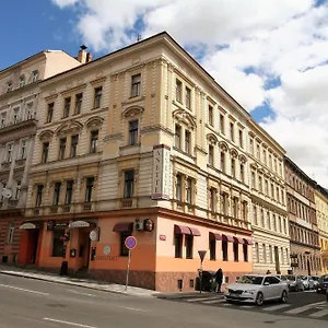 *** Otel Anette Çek Cumhuriyeti